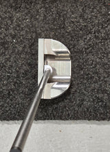 Load image into Gallery viewer, Custom mallet putter