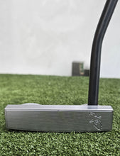 Load image into Gallery viewer, Custom mallet putter
