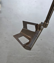 Load image into Gallery viewer, Custom twin mallet putter
